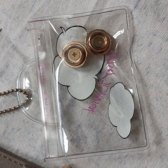 Betsey Johnson bag shoulder strap and replacement studs - Picture 4 of 5